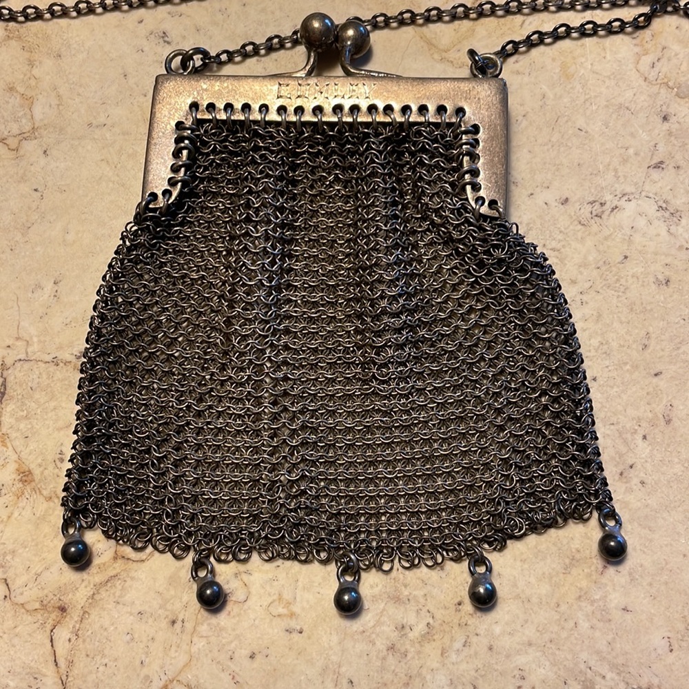 Antique sterling silver coin purse - Picture 2 of 15